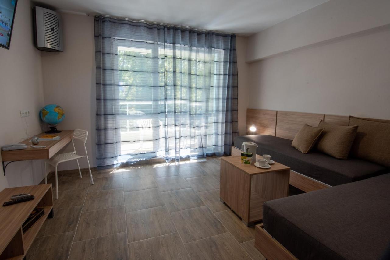 Ariana Hotel Kiten  Exteriör bild