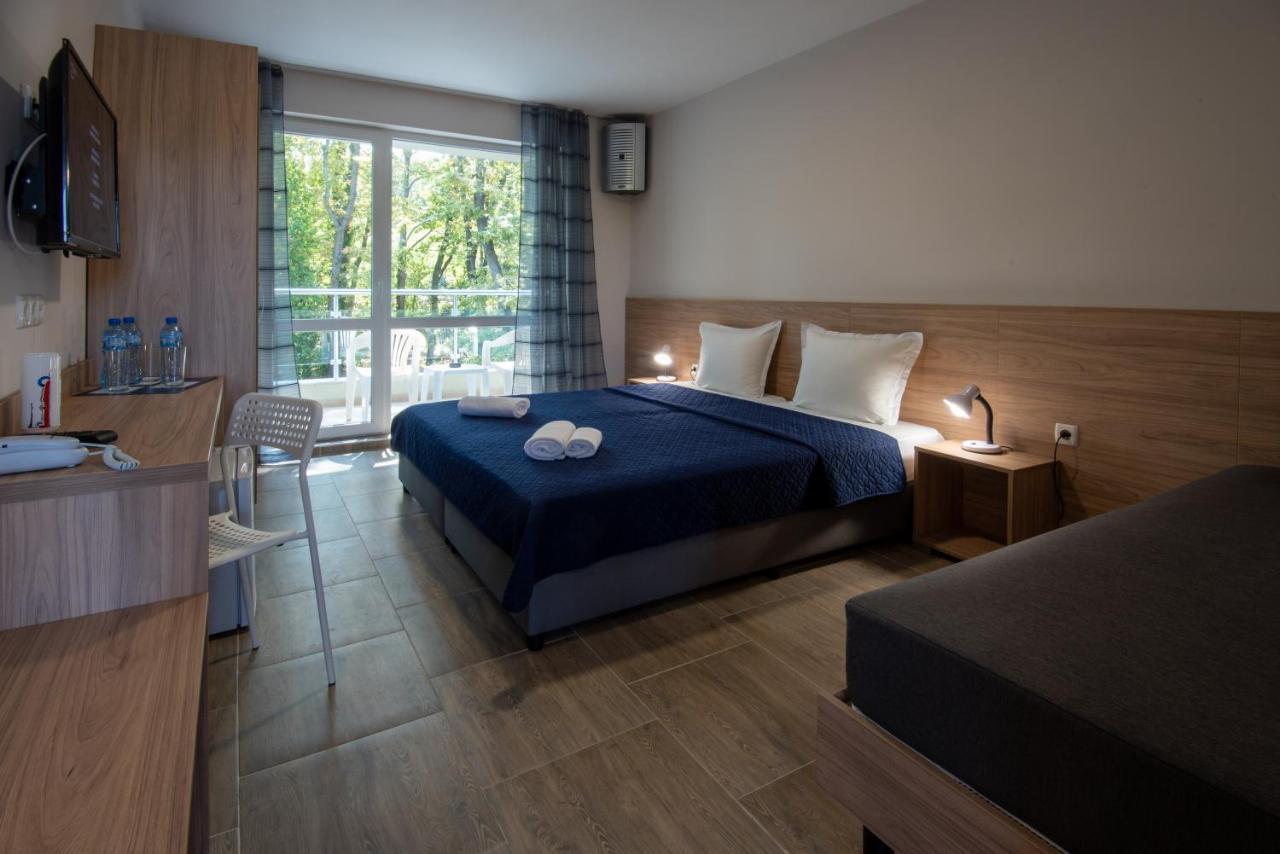 Ariana Hotel Kiten  Exteriör bild